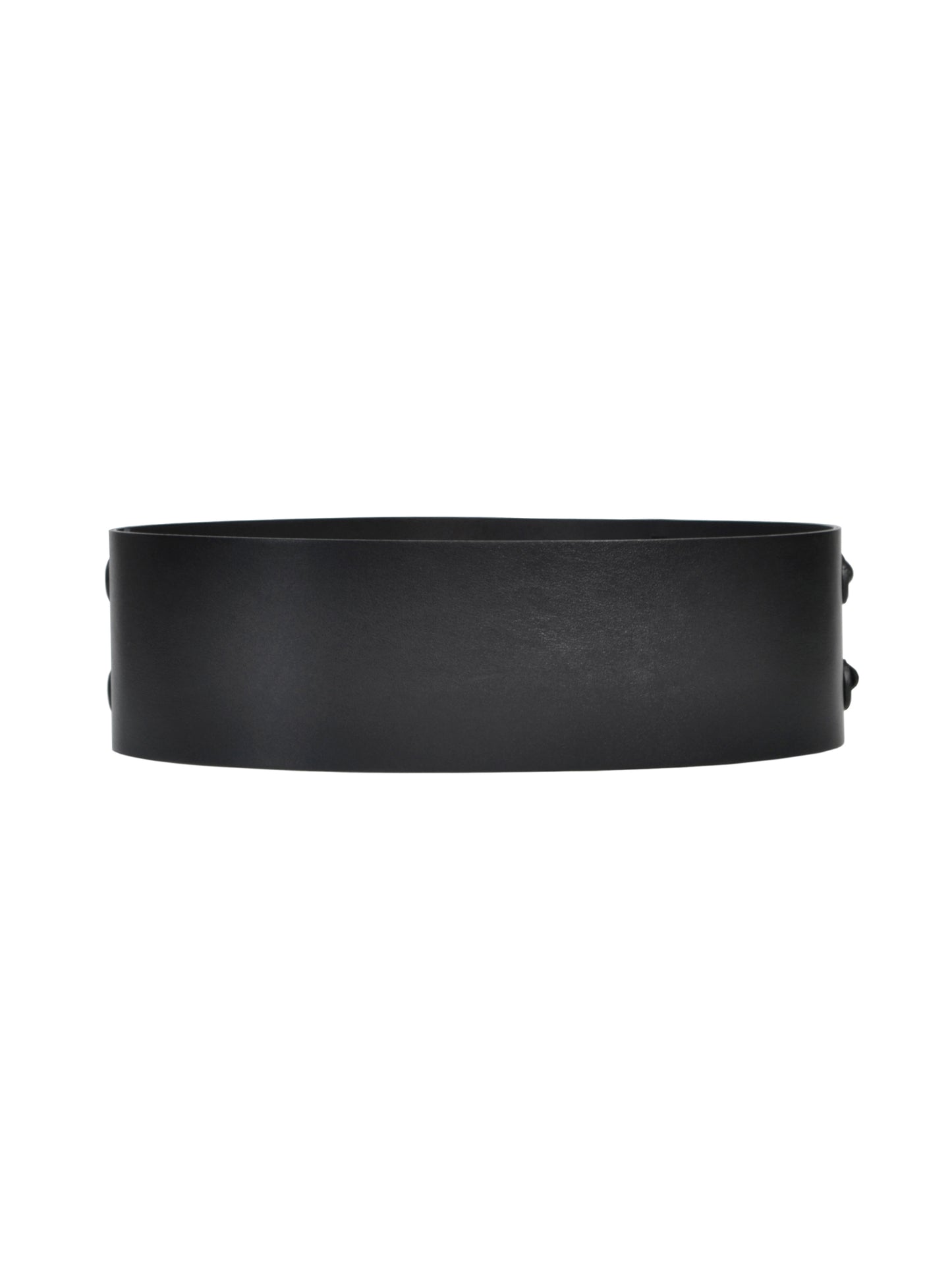 Back view of black wide belt.